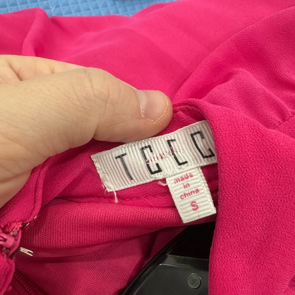 TCEC Fuchsia Ruffled Mini Dress - Picture 4 of 4